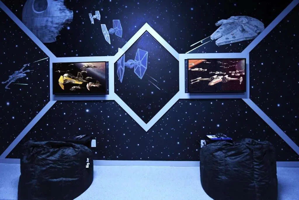 Star Wars Themed Game Room & More-Watersong394Oc دافِنبورت بيت للعطل